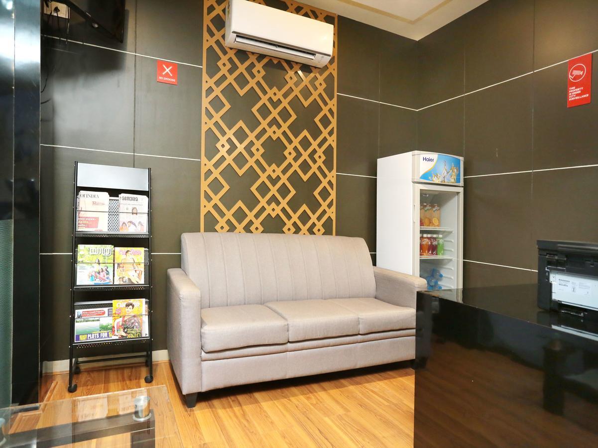 Hotel Qube Kochi Екстериор снимка